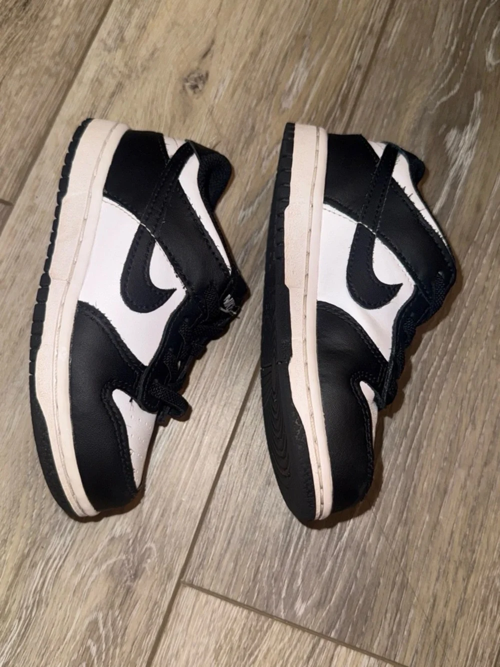 Nike Kids Black and White Low-Top Sneakers
